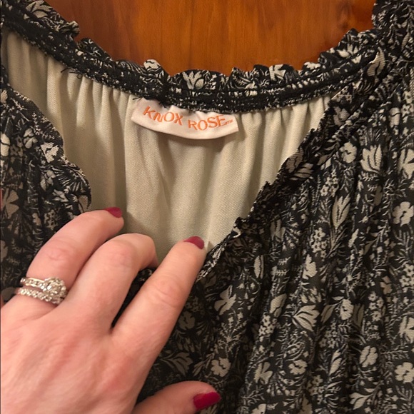 Knox Rose Black and White Floral Long Sleeve Maxi Dress - Picture 7 of 9